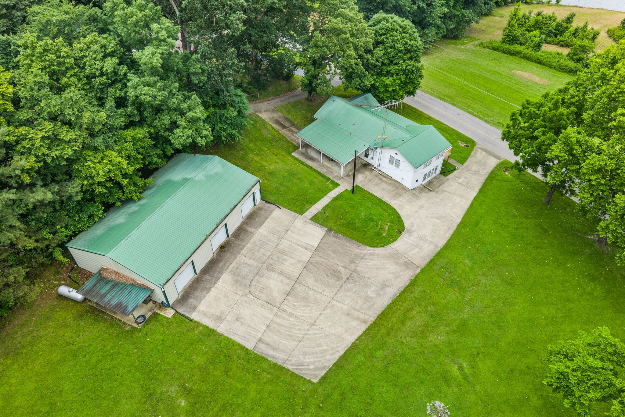  196 Wildlife Road, Dover, TN, 37058 - 物件實景