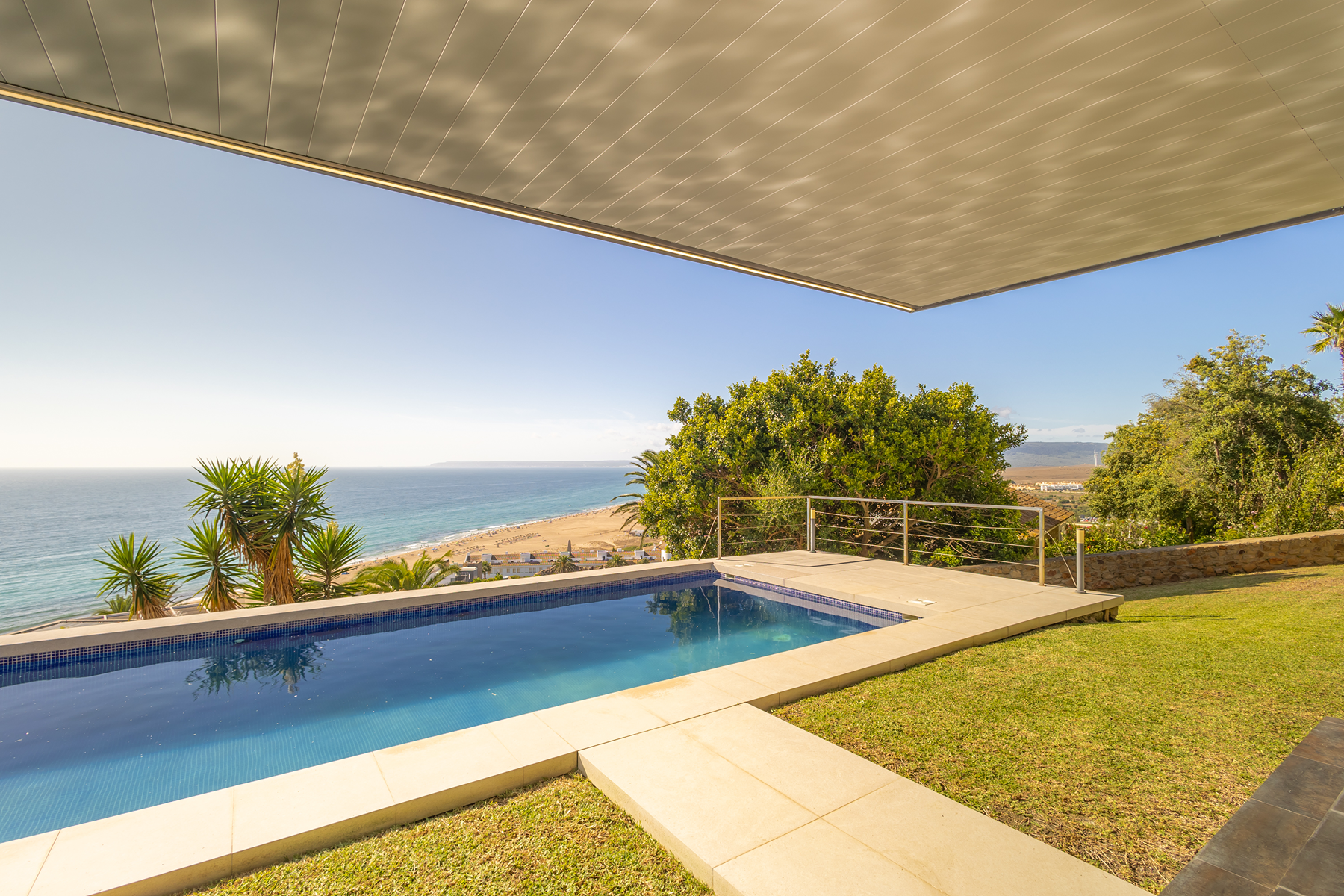  Contemporary beachfront residence in Atlanterra - 物件實景