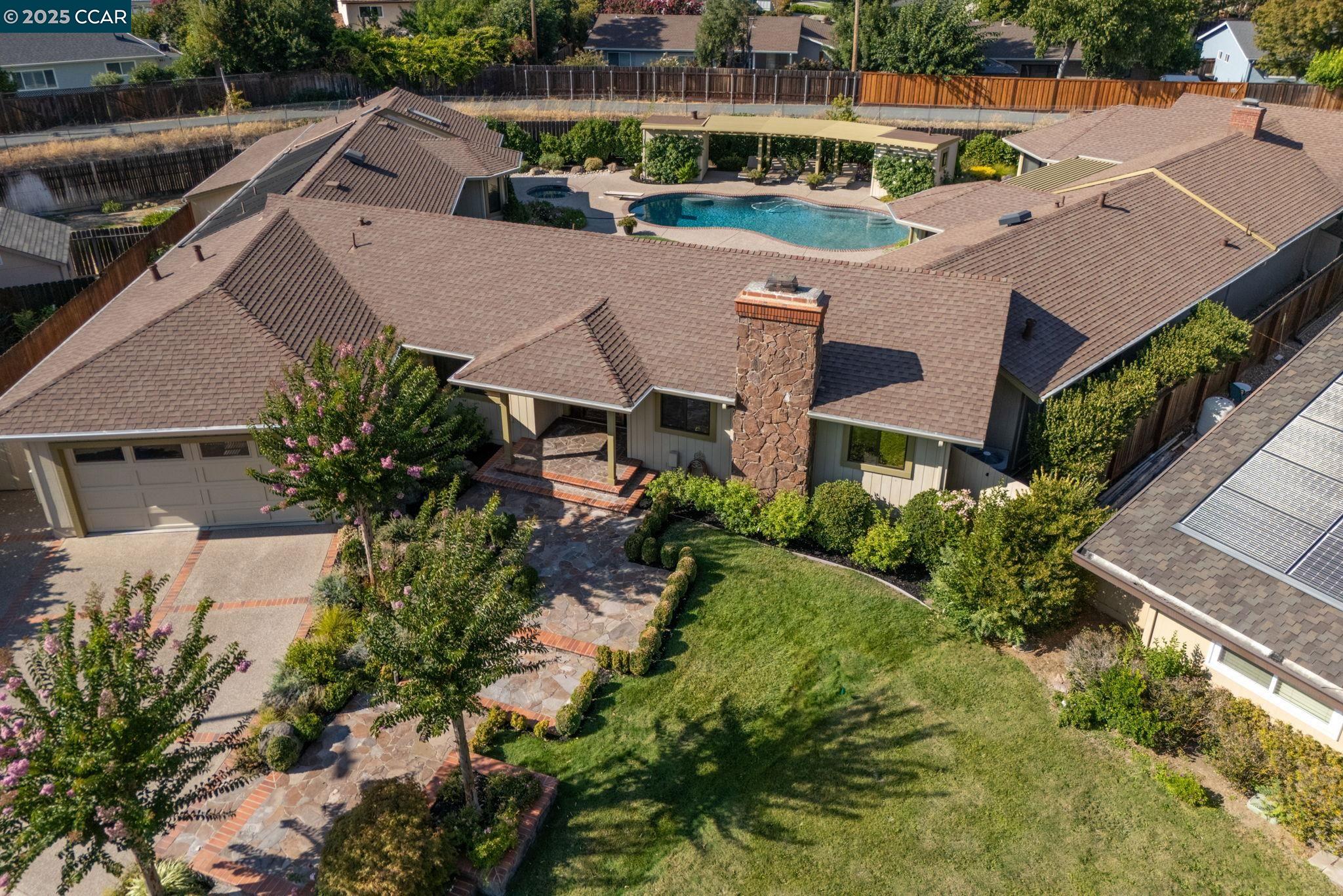 Walnut Creek, California, 94598, United States, 3 Bedrooms Bedrooms, ,3 BathroomsBathrooms,Residential,For Sale,1940979