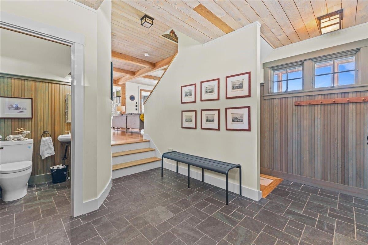 Stowe, Vermont, 05672, United States, 4 Bedrooms Bedrooms, ,3 BathroomsBathrooms,Residential,For Sale,1751990