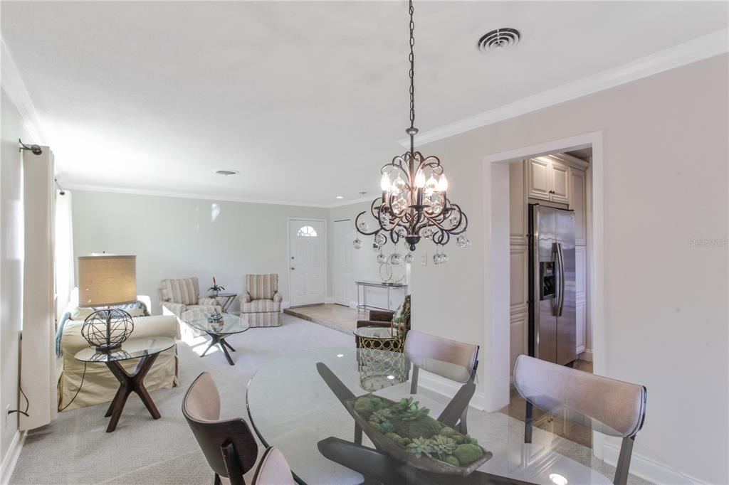 Winter Park, Florida, 32792, United States, 4 Bedrooms Bedrooms, ,2 BathroomsBathrooms,Residential,For Sale,1991999