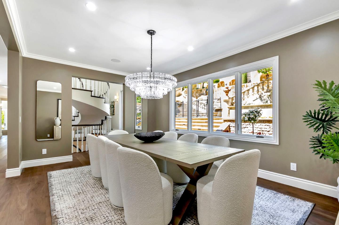 Los Gatos, California, 95032, United States, 8 Bedrooms Bedrooms, ,11 BathroomsBathrooms,Residential,For Sale,1855941