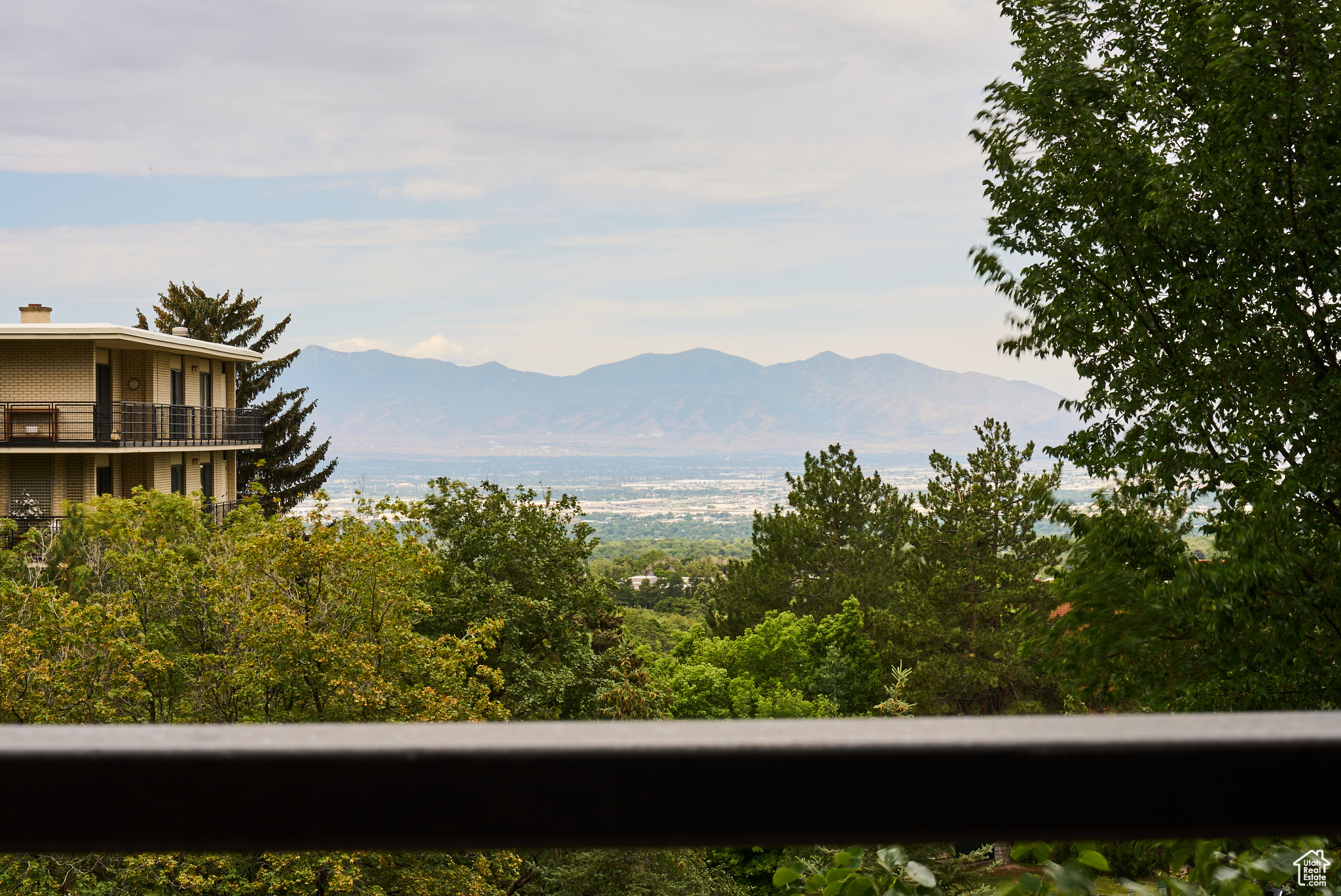 Salt Lake City, Utah, 84108, United States, 2 Bedrooms Bedrooms, ,1 BathroomBathrooms,Residential,For Sale,1882344