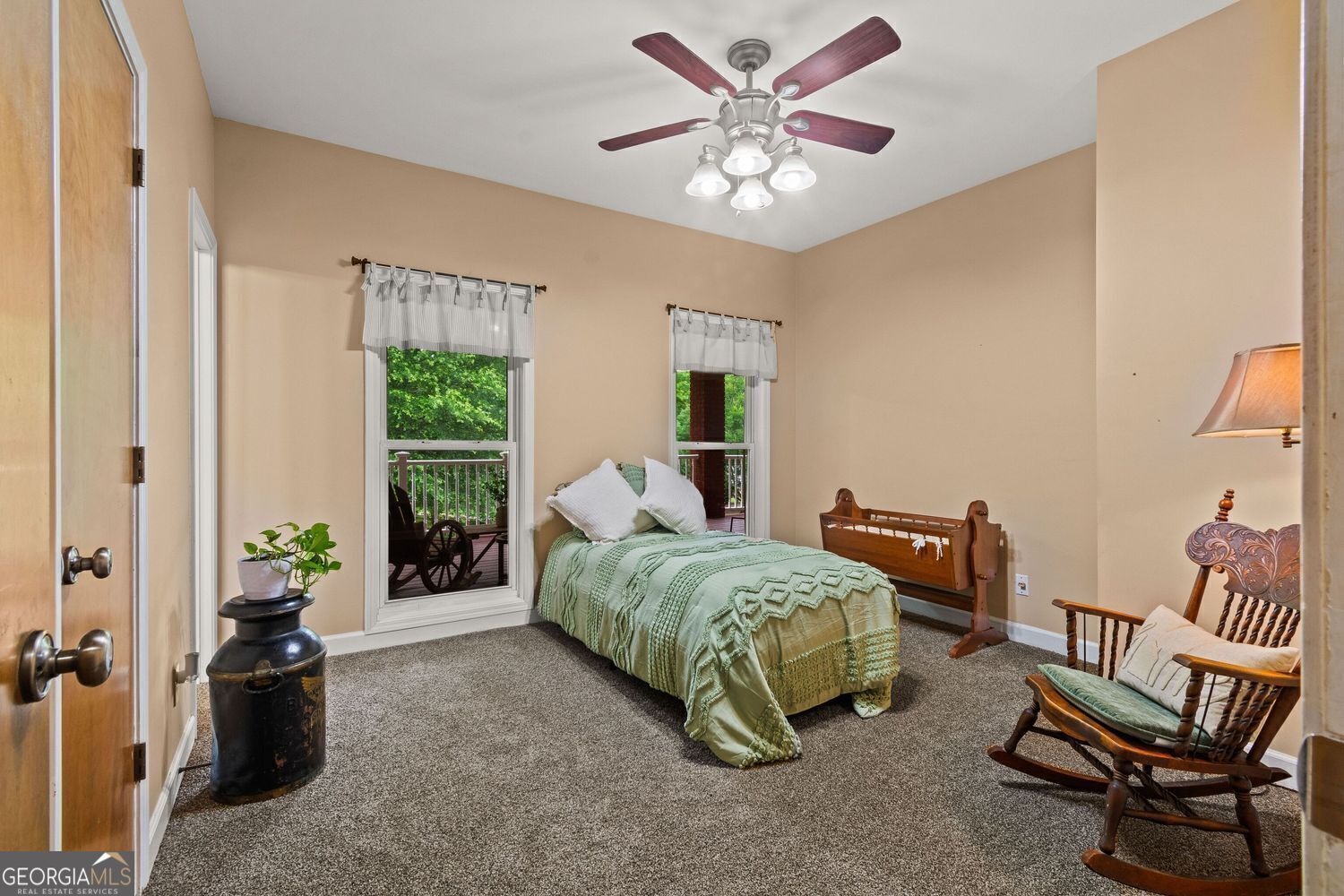 Cumming, Georgia, 30028, United States, 4 Bedrooms Bedrooms, ,5 BathroomsBathrooms,Residential,For Sale,1859105