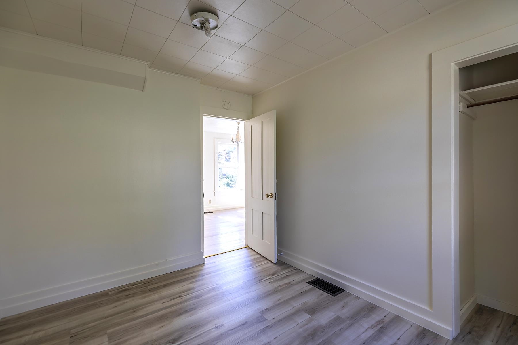 5798 West Woodstock Road - 物件實景