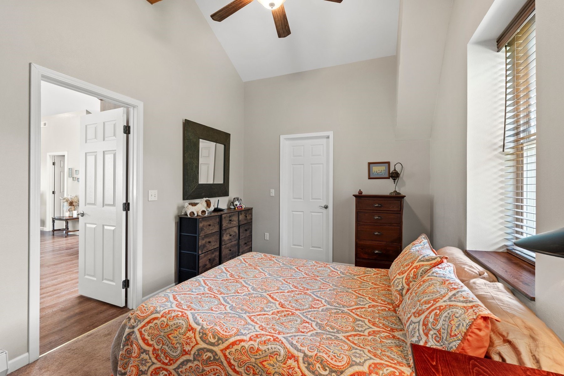  Green Home & apartment on 30 Acres - 物件實景