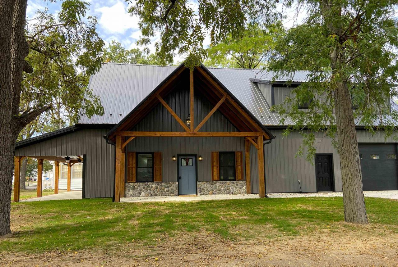 210 Prado Street, Culver, Indiana, 46511, United States, 2 Bedrooms Bedrooms, ,3 BathroomsBathrooms,Residential,For Sale,210 Prado Street,1536675