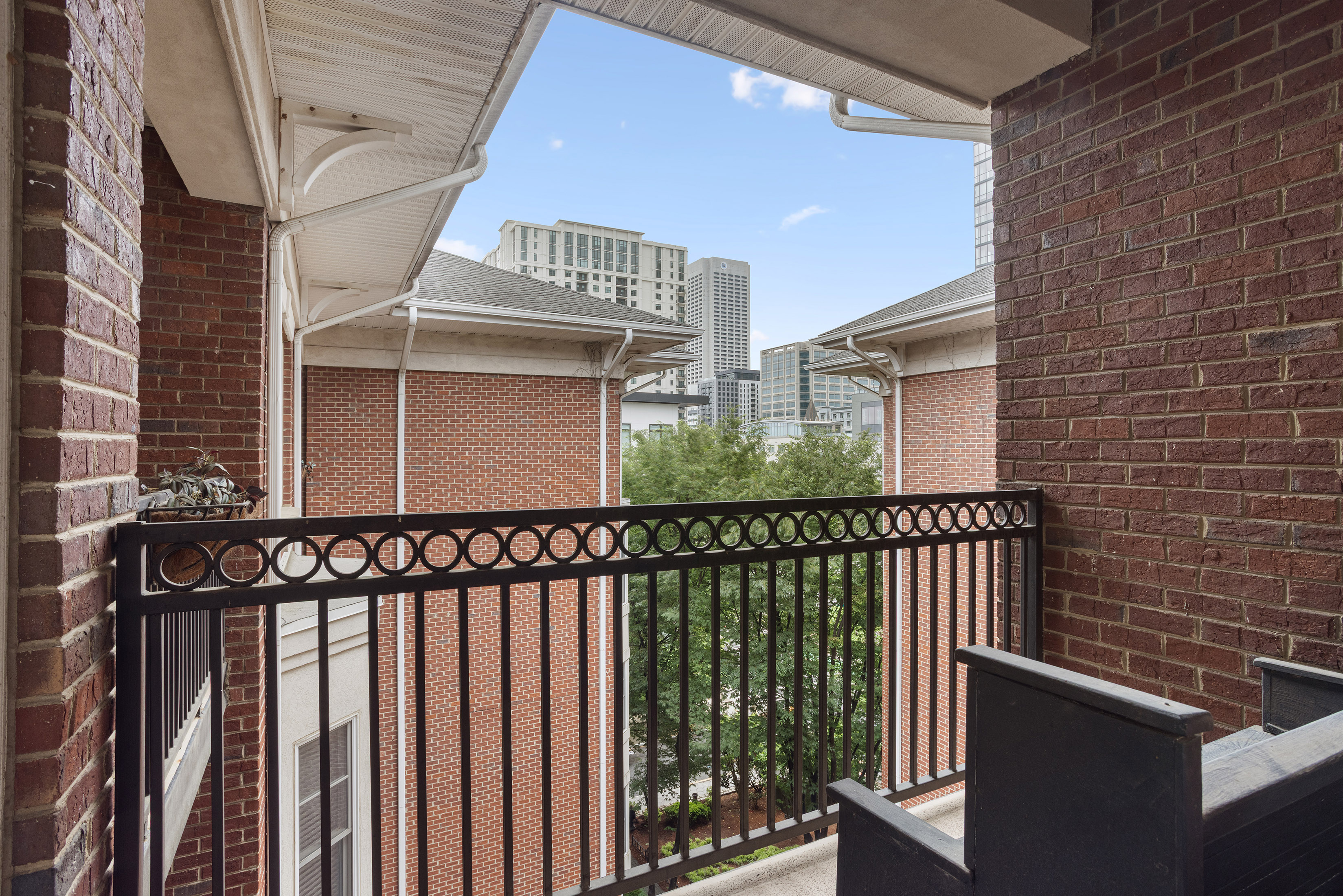  Top Floor Condo with Amazing Downtown Views - 物件實景