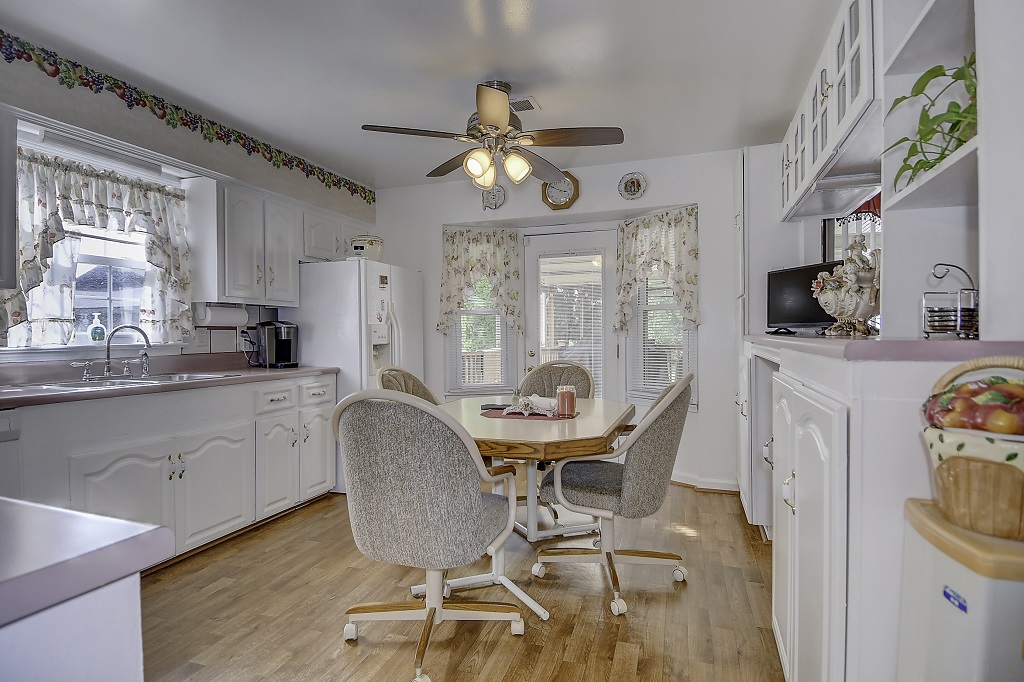 Norfolk, Virginia, 23502, United States, 4 Bedrooms Bedrooms, ,4 BathroomsBathrooms,Residential,For Sale,1974542