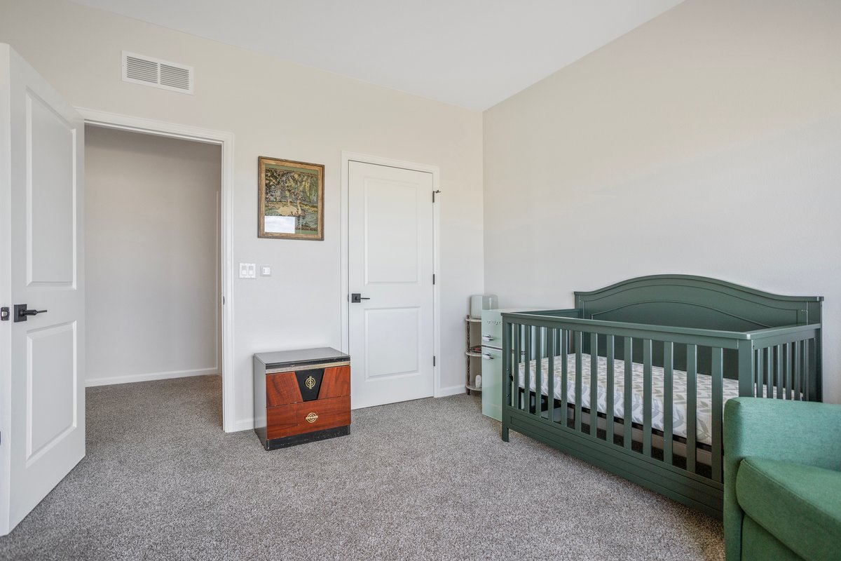 Cheyenne, Wyoming, 82009, United States, 5 Bedrooms Bedrooms, ,3 BathroomsBathrooms,Residential,For Sale,1982356