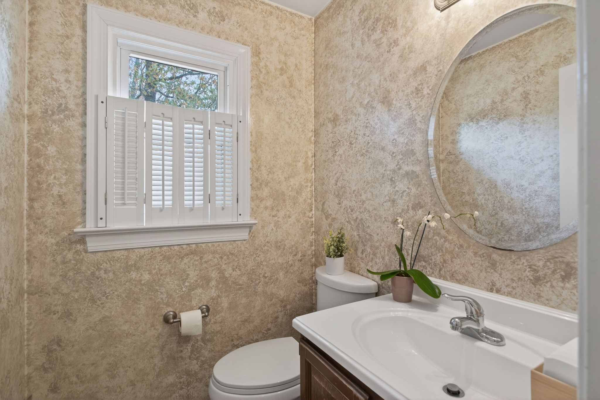 Chesapeake, Virginia, 23320, United States, 4 Bedrooms Bedrooms, ,3 BathroomsBathrooms,Residential,For Sale,2005539