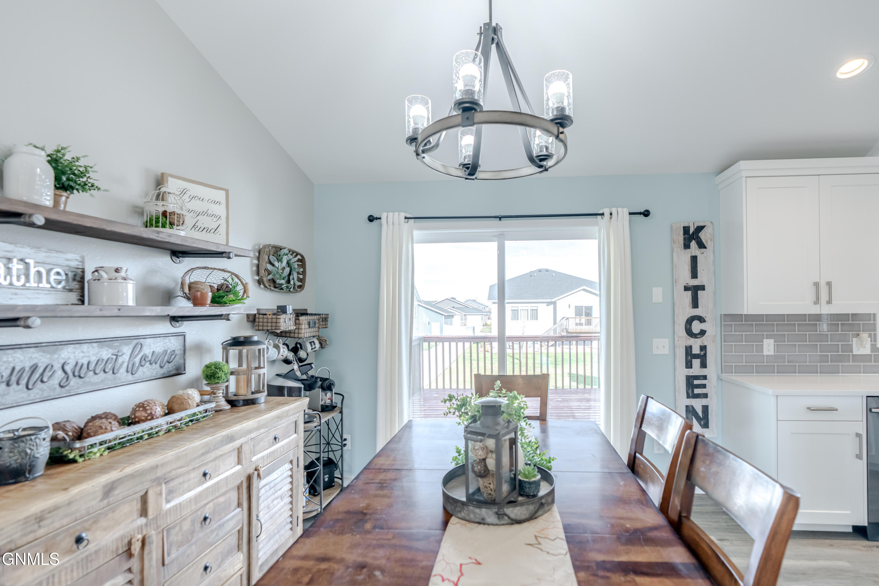 Bismarck, North Dakota, 58504, United States, 5 Bedrooms Bedrooms, ,2 BathroomsBathrooms,Residential,For Sale,1986096