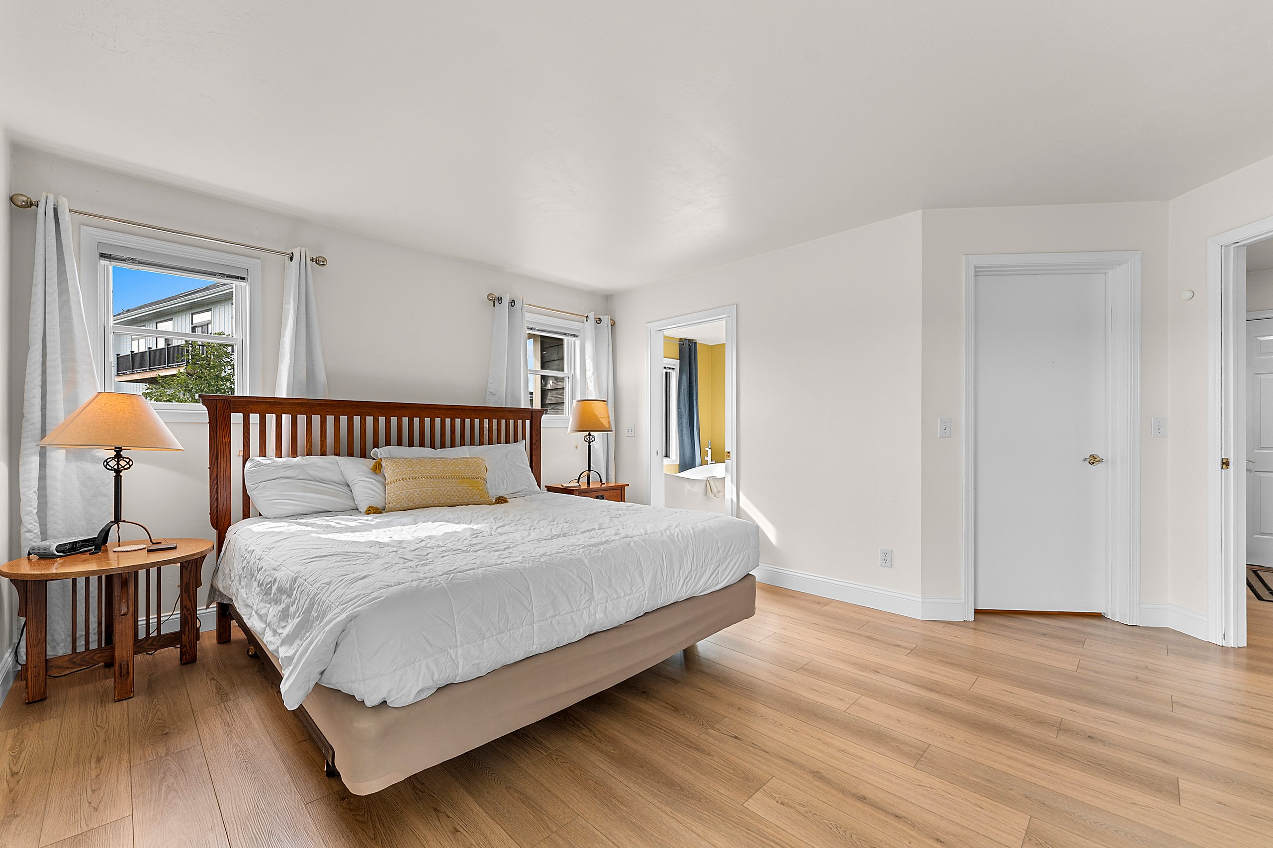  Turnkey 3-Bedroom Condo Near Downtown Egg Harbor - 物件實景