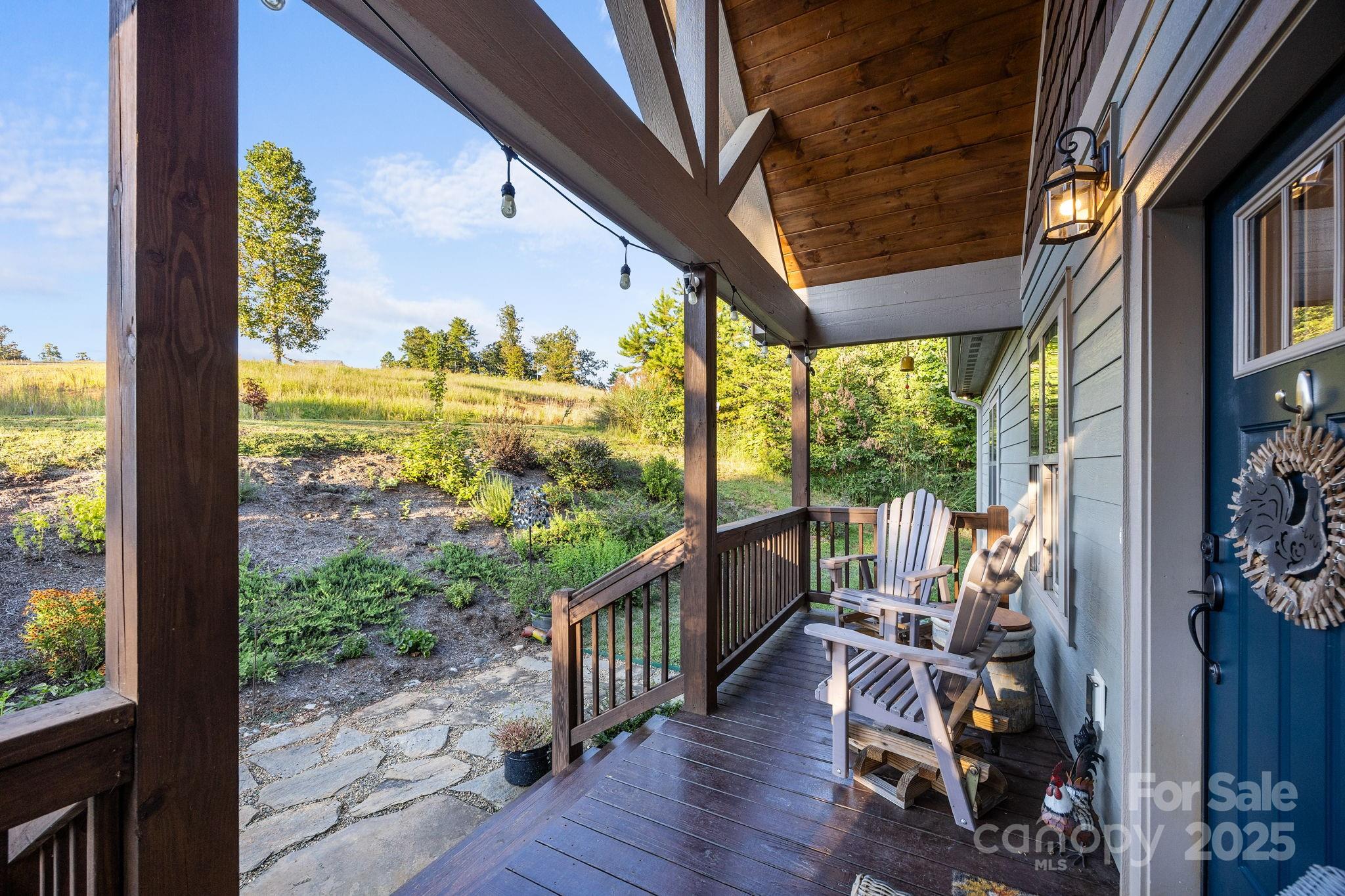 Weaverville, North Carolina, 28787, United States, 4 Bedrooms Bedrooms, ,4 BathroomsBathrooms,Residential,For Sale,1947995