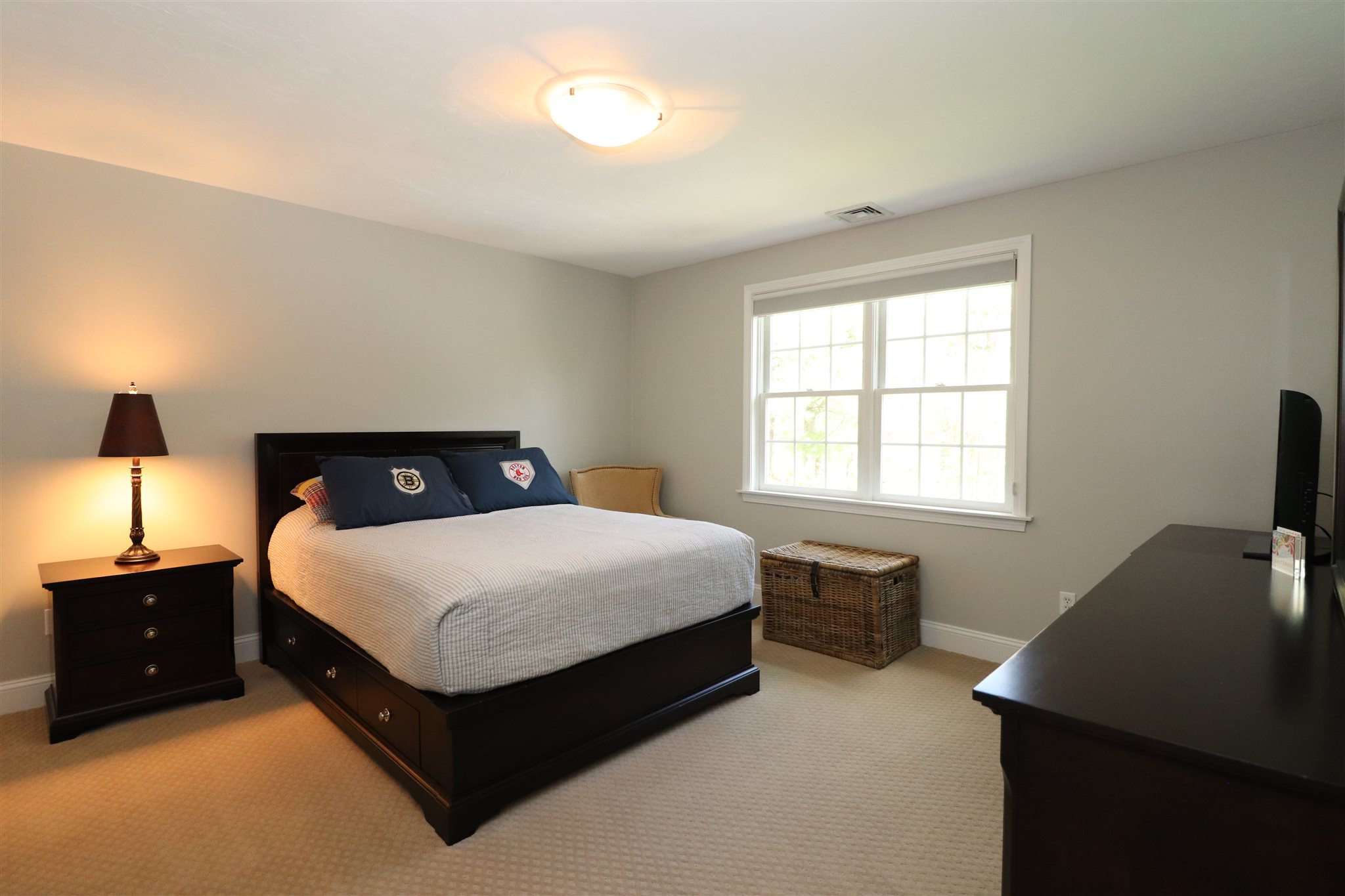 Windham, New Hampshire, 03087, United States, 4 Bedrooms Bedrooms, ,3 BathroomsBathrooms,Residential,For Sale,1921691