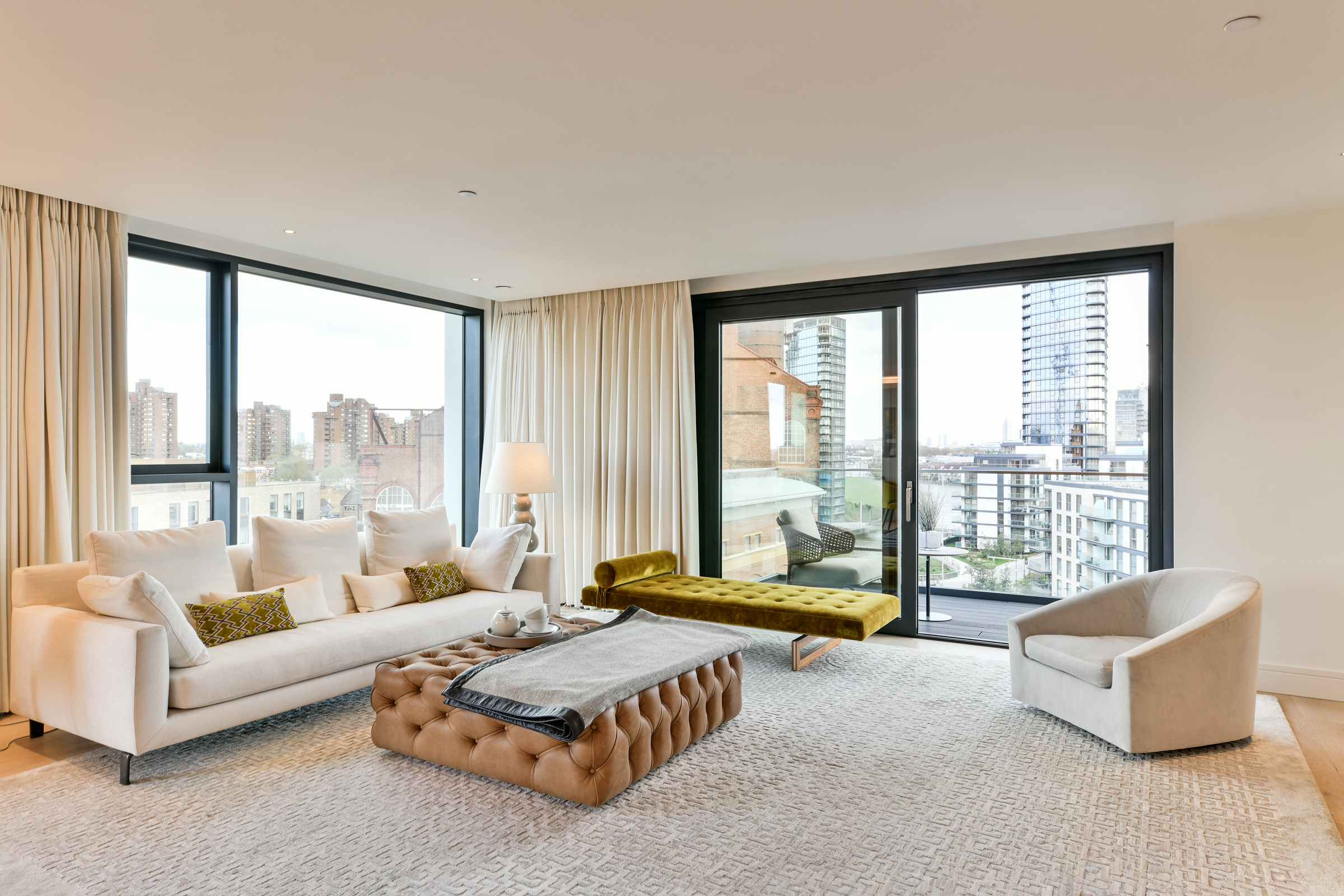  A light-filled three-bedroom apartment with three balconies in Chelsea Creek - 物件實景