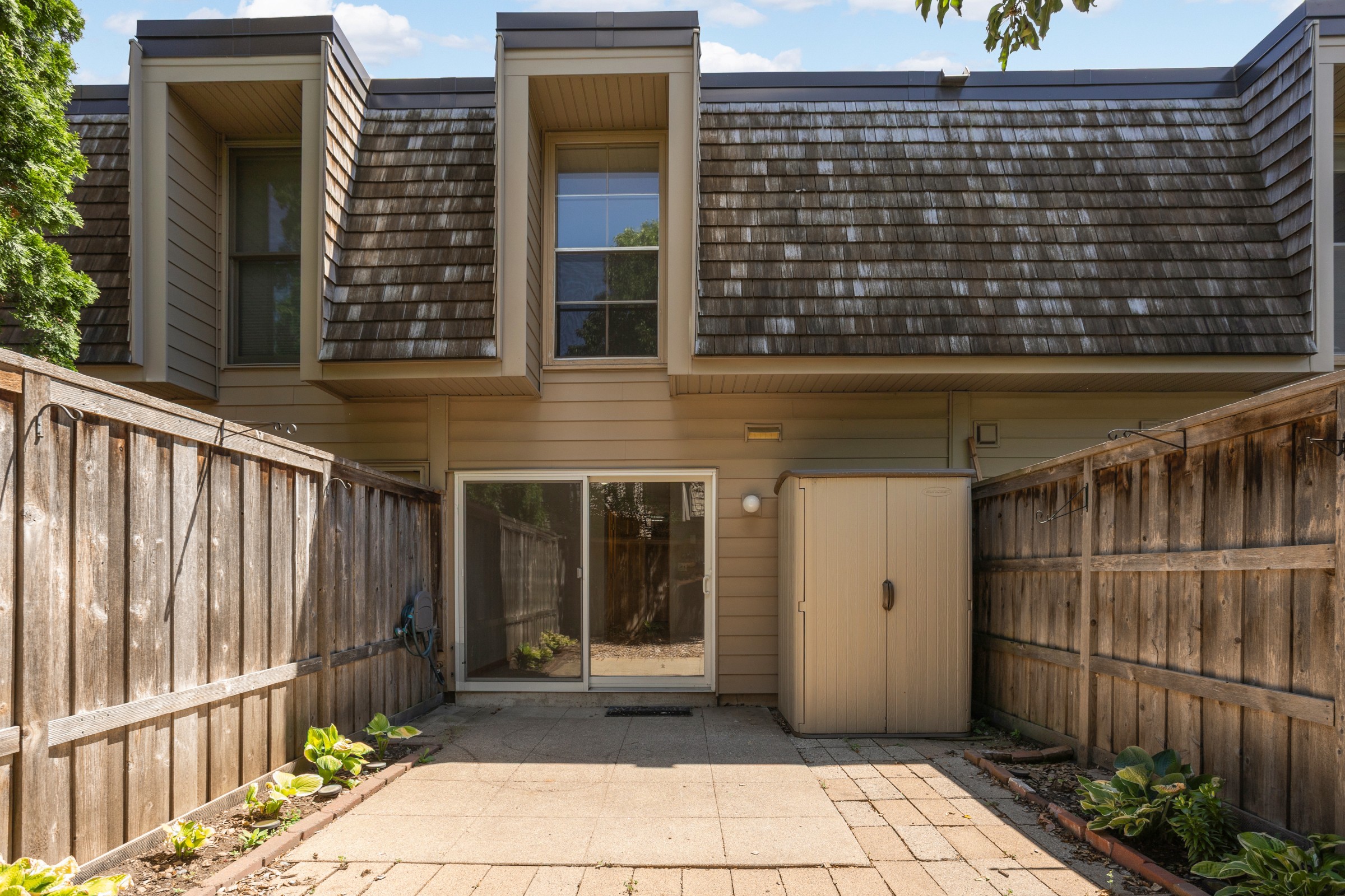  Turnkey Living with an Edina Address - 物件實景