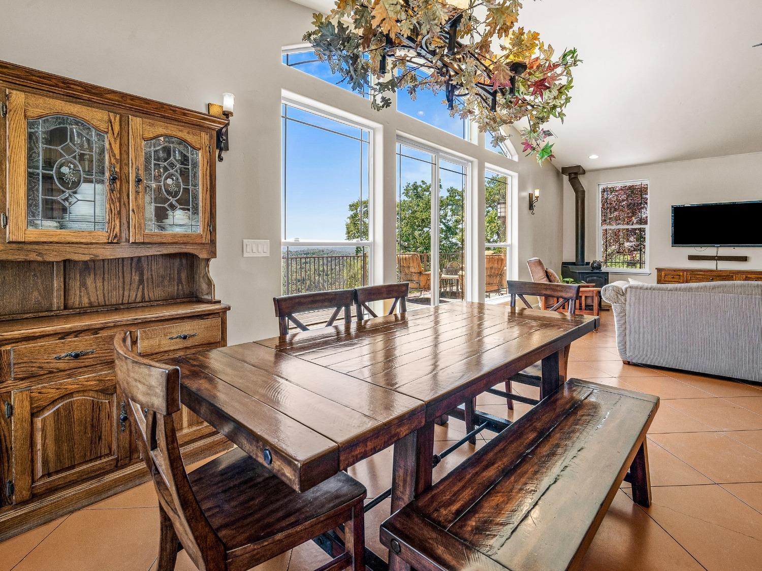 Placerville, California, 95667, United States, 3 Bedrooms Bedrooms, ,3 BathroomsBathrooms,Residential,For Sale,1979822