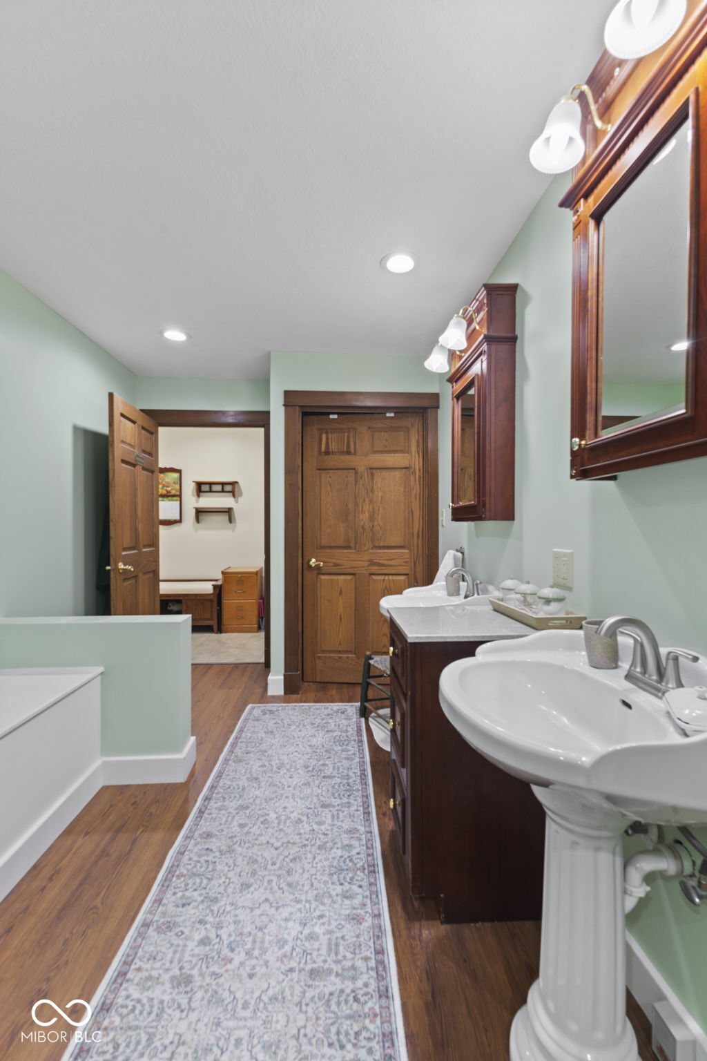 Greencastle, Indiana, 46135, United States, 4 Bedrooms Bedrooms, ,3 BathroomsBathrooms,Residential,For Sale,2049486