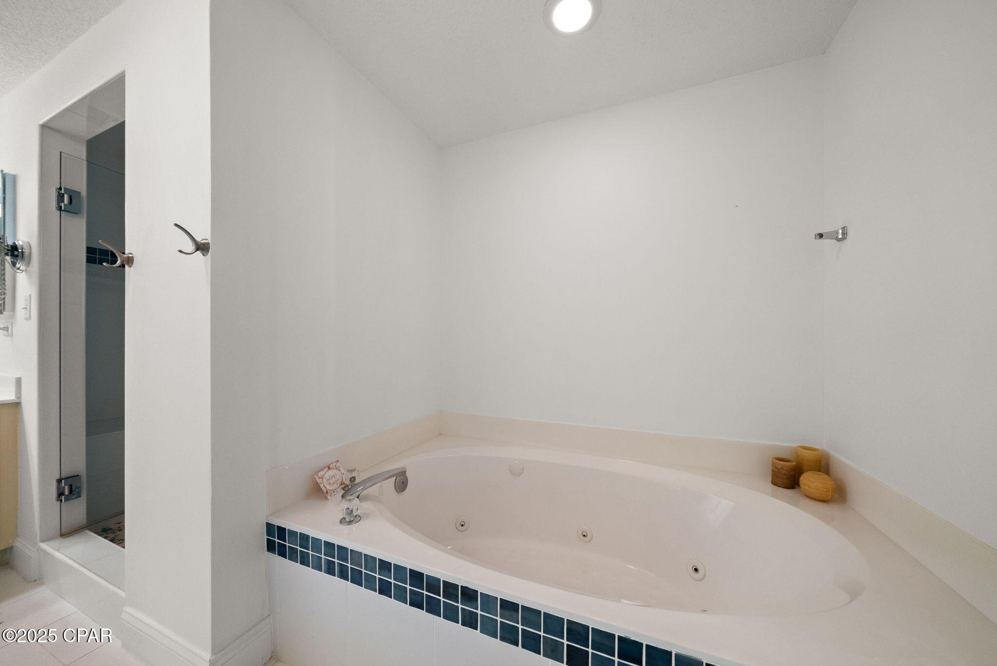 Panama City, Florida, 32408, United States, 3 Bedrooms Bedrooms, ,3 BathroomsBathrooms,Residential,For Sale,1996462