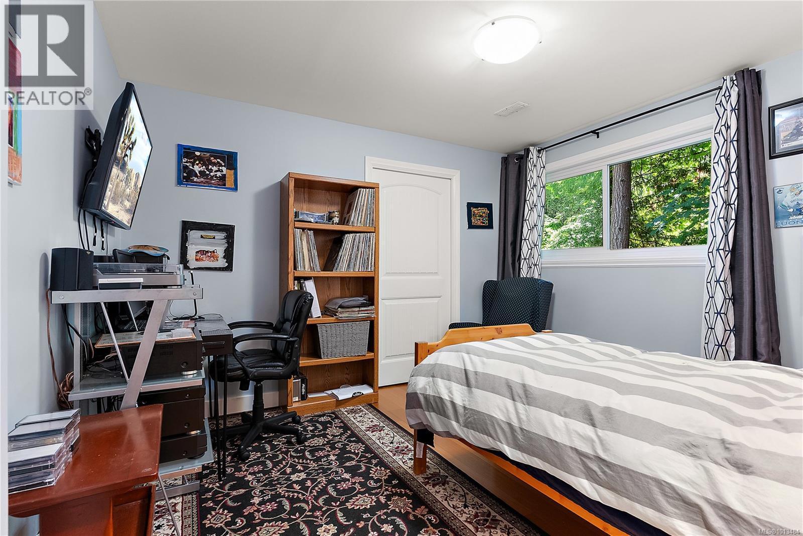 NORTH SAANICH, British Columbia, V8L 5J4, CA, 5 Bedrooms Bedrooms, ,3 BathroomsBathrooms,Residential,For Sale,1949643