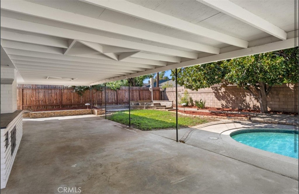 Redlands, California, 92374, United States, 3 Bedrooms Bedrooms, ,2 BathroomsBathrooms,Residential,For Sale,1984483