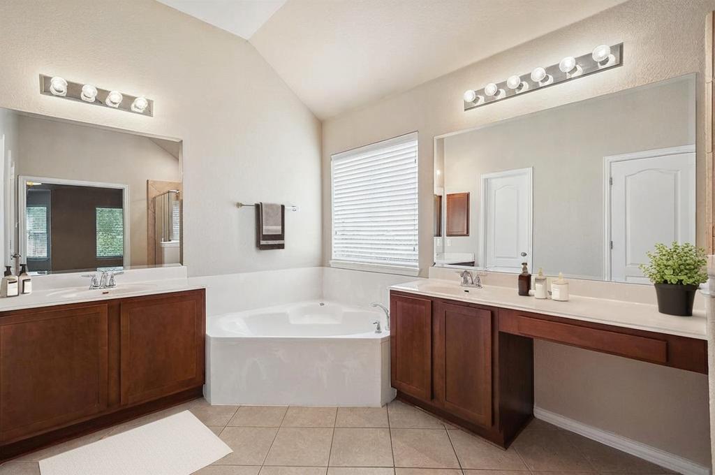 Round Rock, Texas, 78665, United States, 3 Bedrooms Bedrooms, ,2 BathroomsBathrooms,Residential,For Sale,1784859