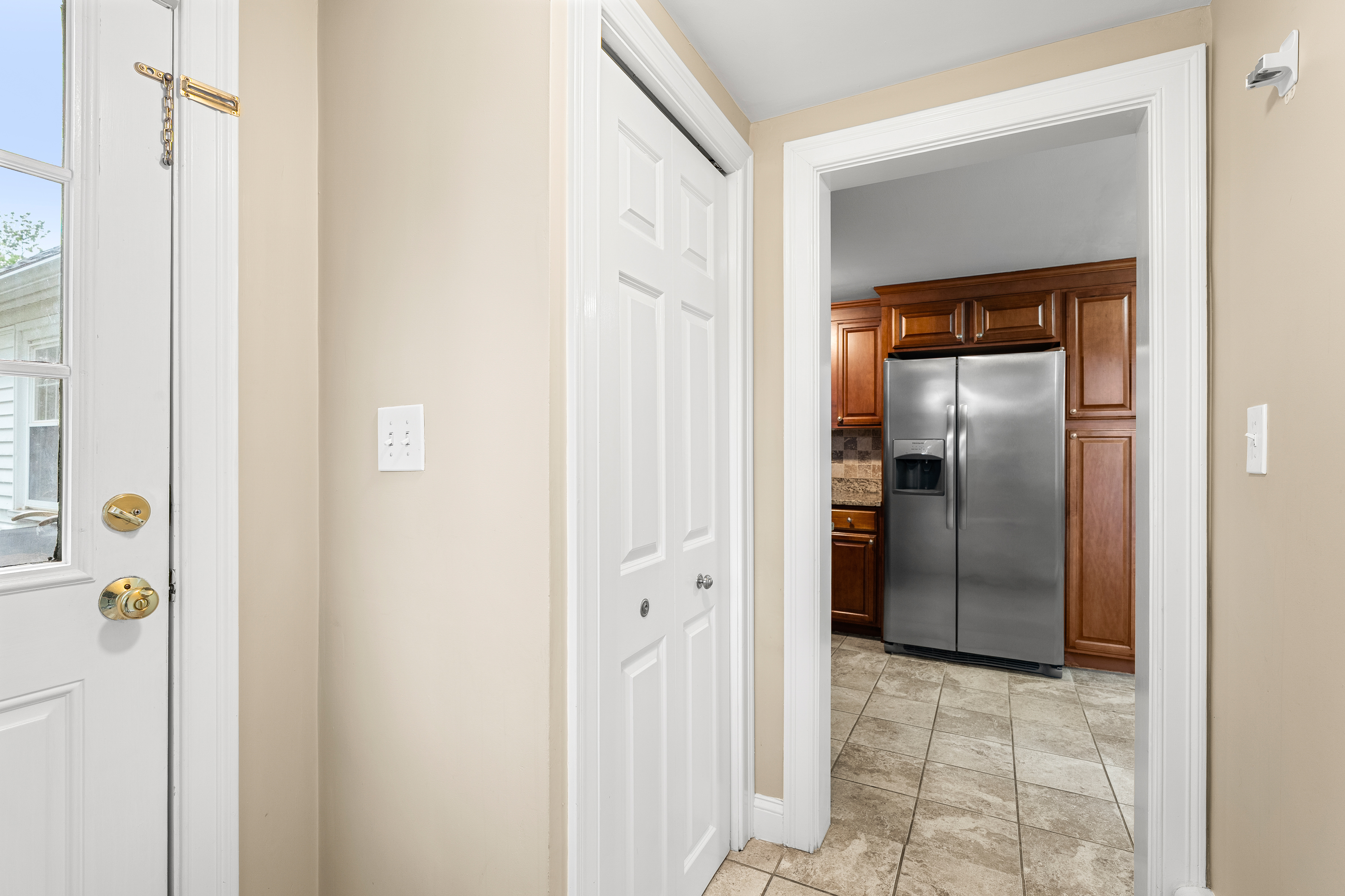  19 Cunningham Circle, Waltham, MA, 02453 - 物件實景