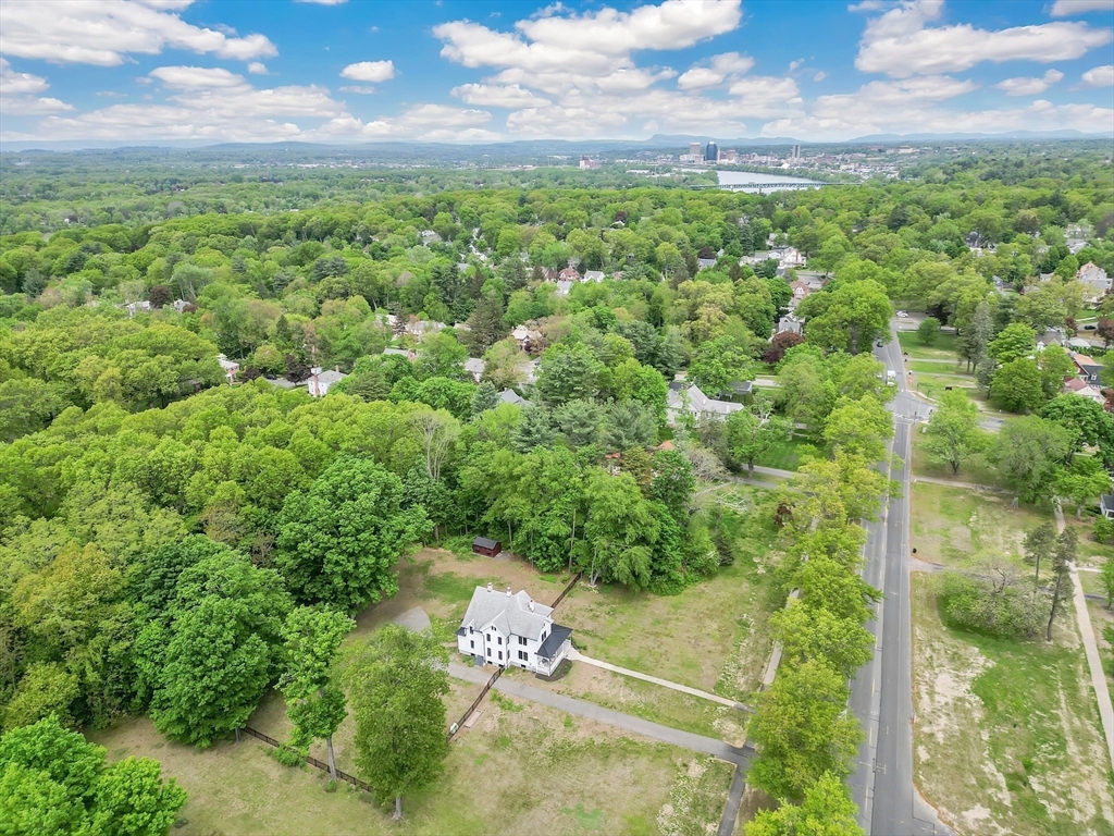 Longmeadow, Massachusetts, 01106, United States, 5 Bedrooms Bedrooms, ,2 BathroomsBathrooms,Residential,For Sale,1819173