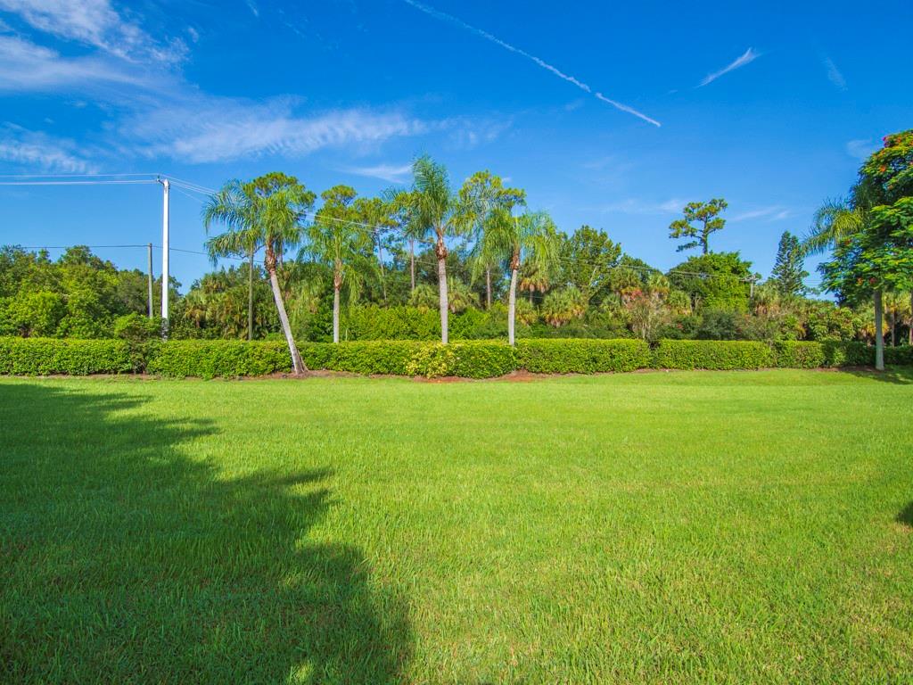 Vero Beach, Florida, 32968, United States, 3 Bedrooms Bedrooms, ,2 BathroomsBathrooms,Residential,For Sale,1957277