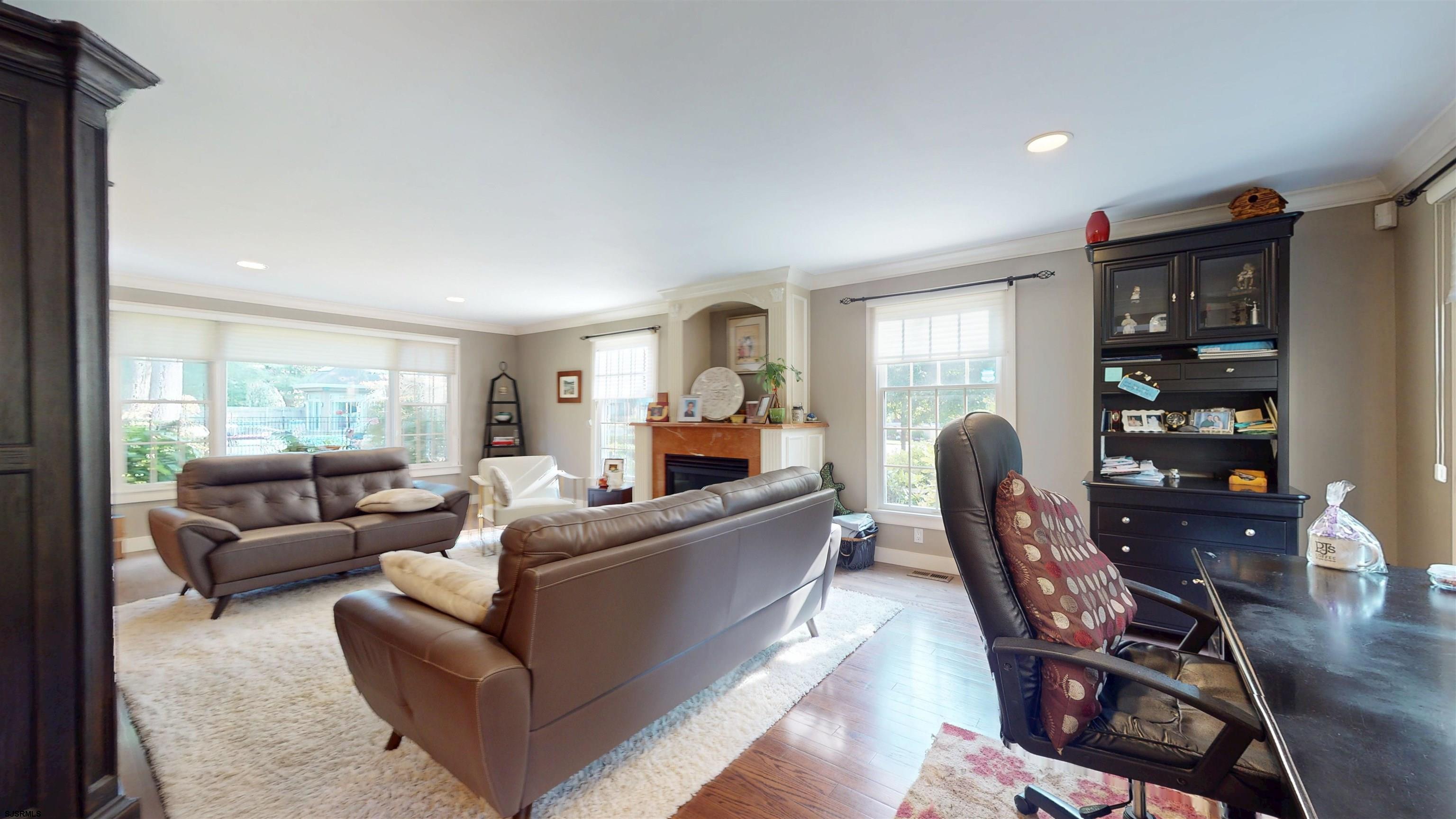 Linwood, New Jersey, 08221, United States, 6 Bedrooms Bedrooms, ,5 BathroomsBathrooms,Residential,For Sale,1975811