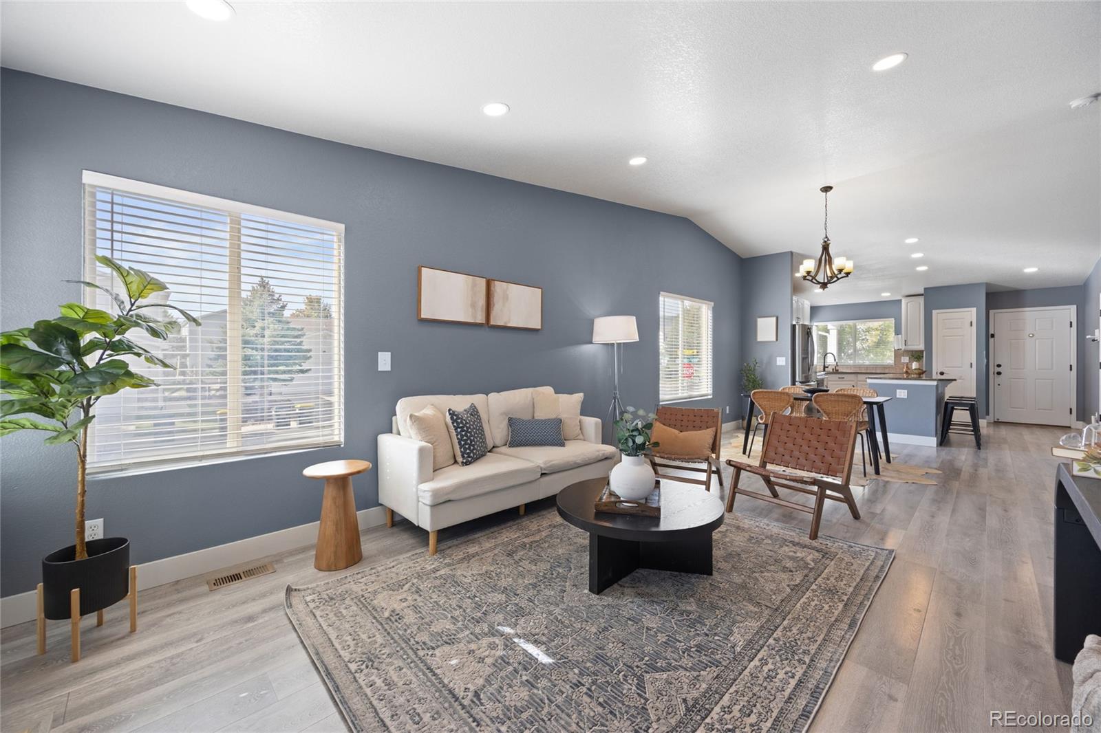 Littleton, Colorado, 80125, United States, 4 Bedrooms Bedrooms, ,1 BathroomBathrooms,Residential,For Sale,1958301