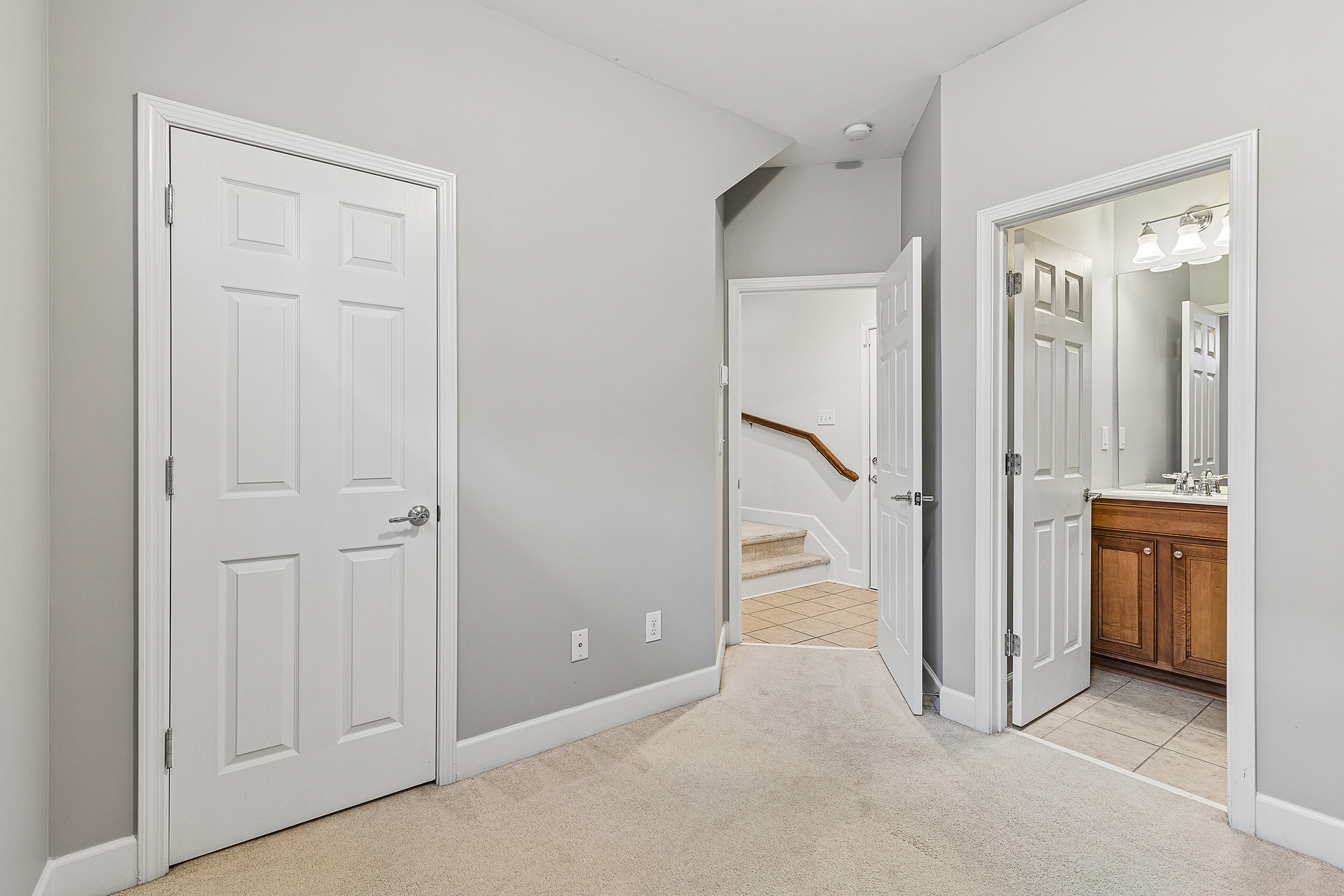  Impeccably Maintained End Unit Townhome in an Exceptional Smyrna Location - 物件實景
