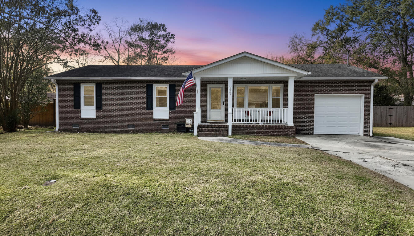 Charleston, South Carolina, 29412, United States, 3 Bedrooms Bedrooms, ,2 BathroomsBathrooms,Residential,For Sale,2001762