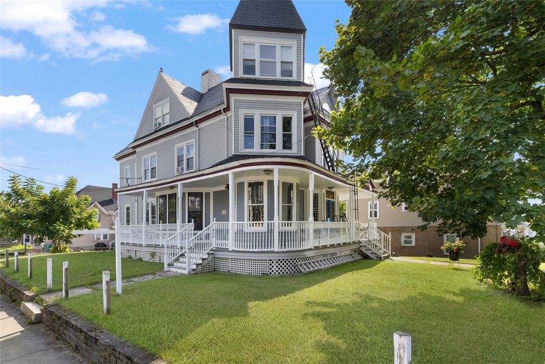 Woonsocket, Rhode Island, 02895, United States, 11 Bedrooms Bedrooms, ,4 BathroomsBathrooms,Residential,For Sale,1912743