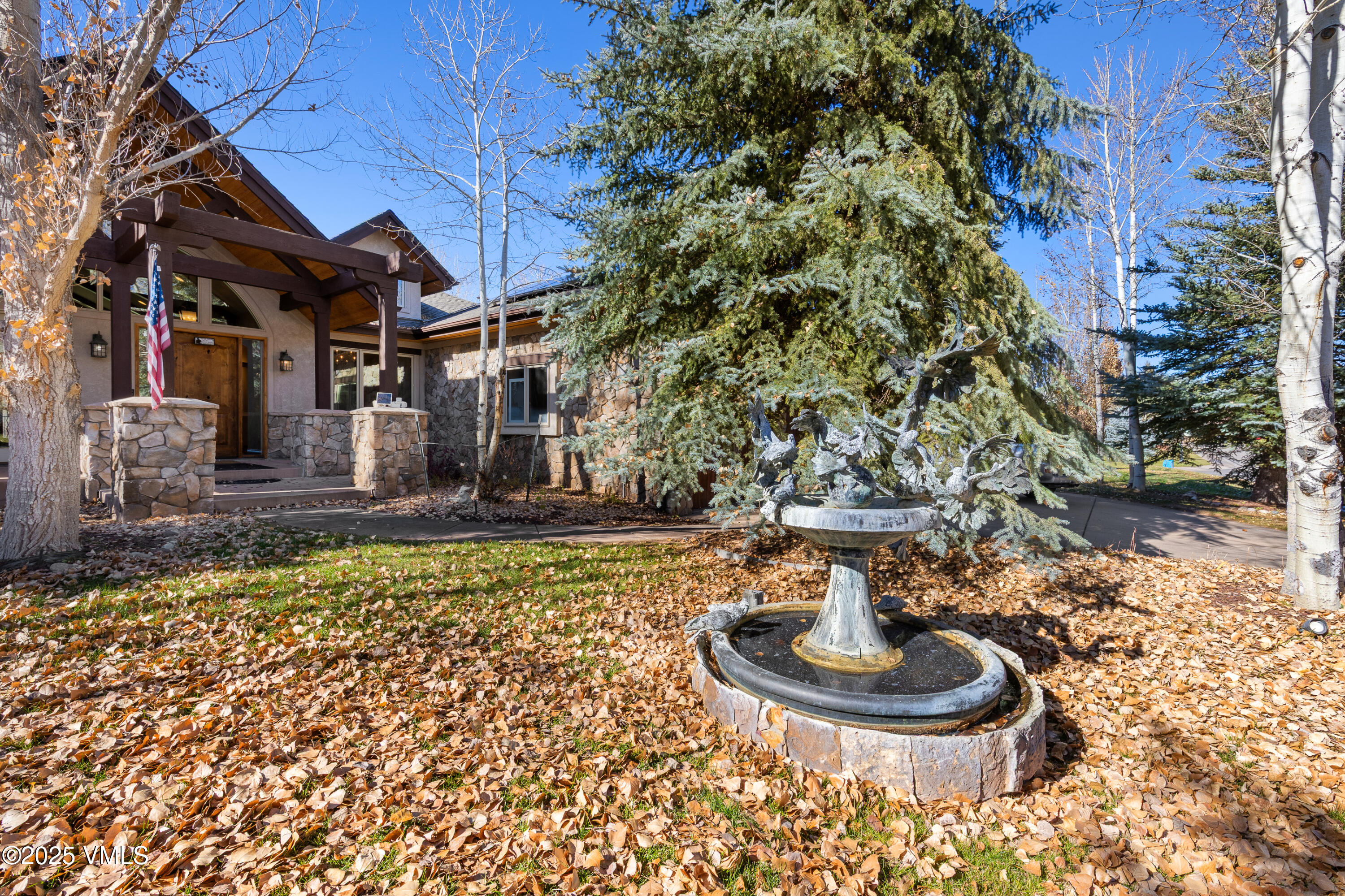 Gypsum, Colorado, 81637, United States, 6 Bedrooms Bedrooms, ,5 BathroomsBathrooms,Residential,For Sale,1987676