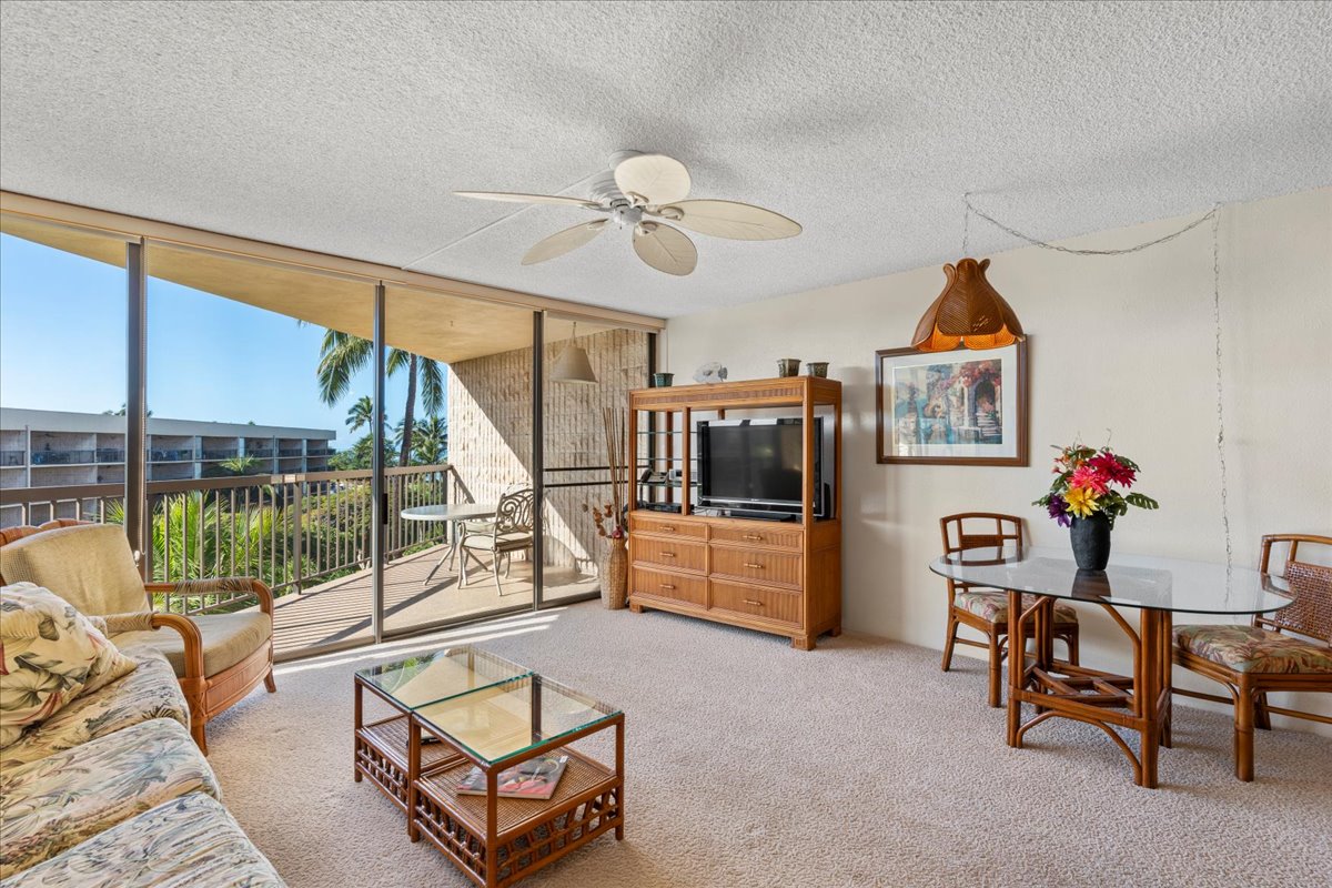 Kihei, Hawaii, 96753, United States, 1 Bedroom Bedrooms, ,2 BathroomsBathrooms,Residential,For Sale,1982922