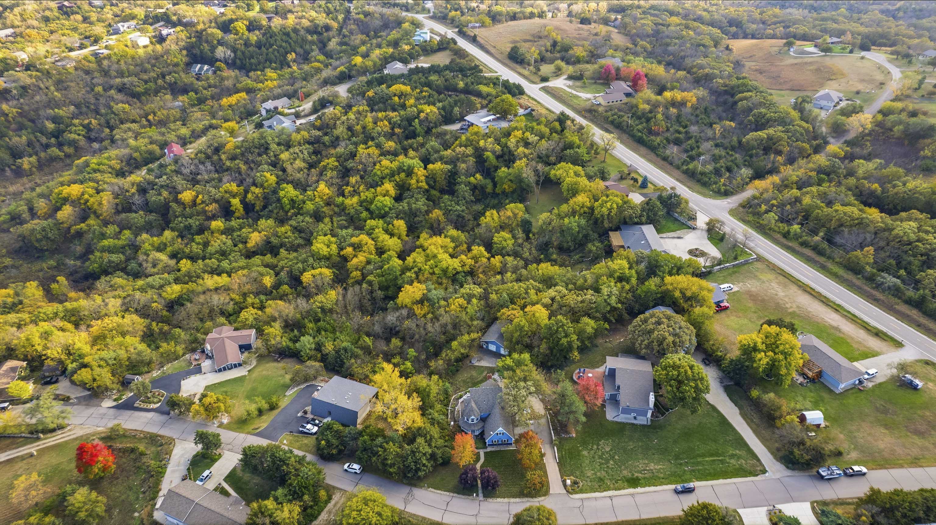 Manhattan, Kansas, 66503, United States, 4 Bedrooms Bedrooms, ,4 BathroomsBathrooms,Residential,For Sale,1985204