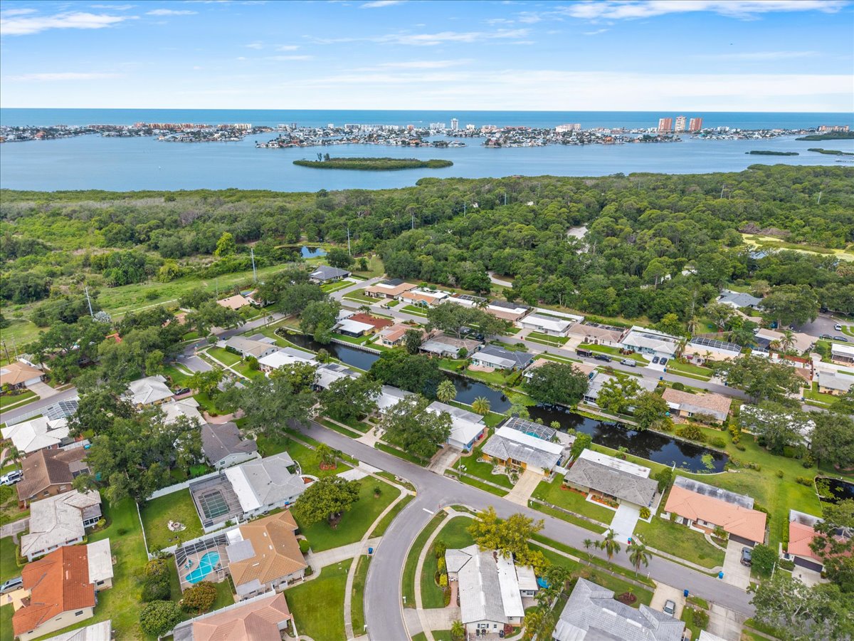 Seminole, Florida, 33772, United States, 3 Bedrooms Bedrooms, ,2 BathroomsBathrooms,Residential,For Sale,2048345