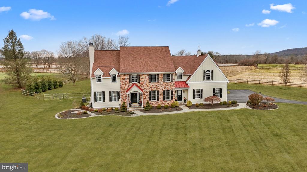 New Hope, Pennsylvania, 18938, United States, 4 Bedrooms Bedrooms, ,4 BathroomsBathrooms,Residential,For Sale,2003111