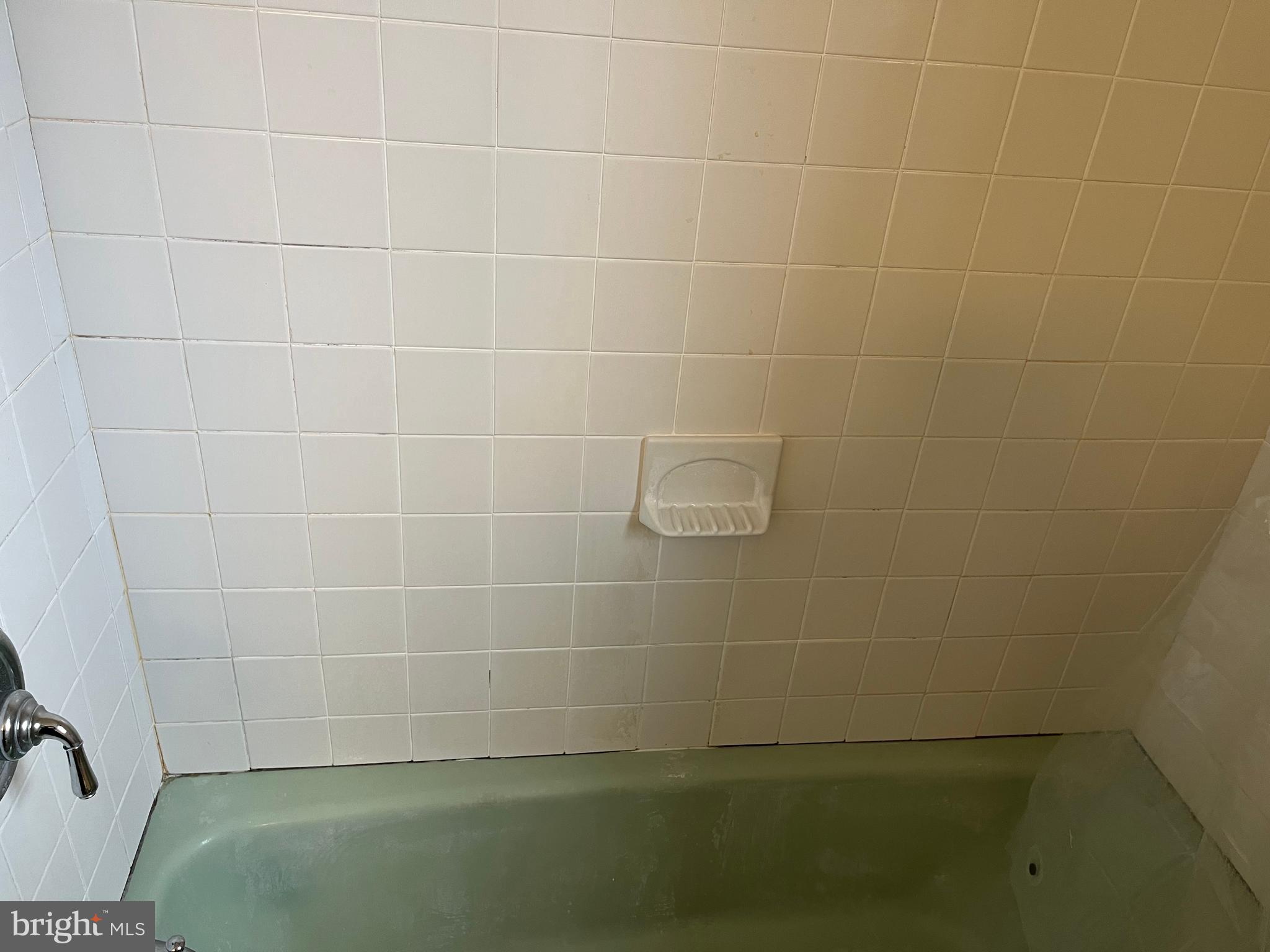 Southampton, Pennsylvania, 18966, United States, 4 Bedrooms Bedrooms, ,Residential,For Sale,1990215