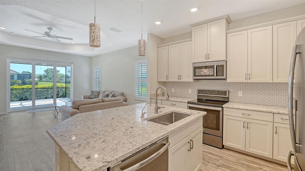 Bradenton, Florida, 34209, United States, 2 Bedrooms Bedrooms, ,2 BathroomsBathrooms,Residential,For Sale,1785001