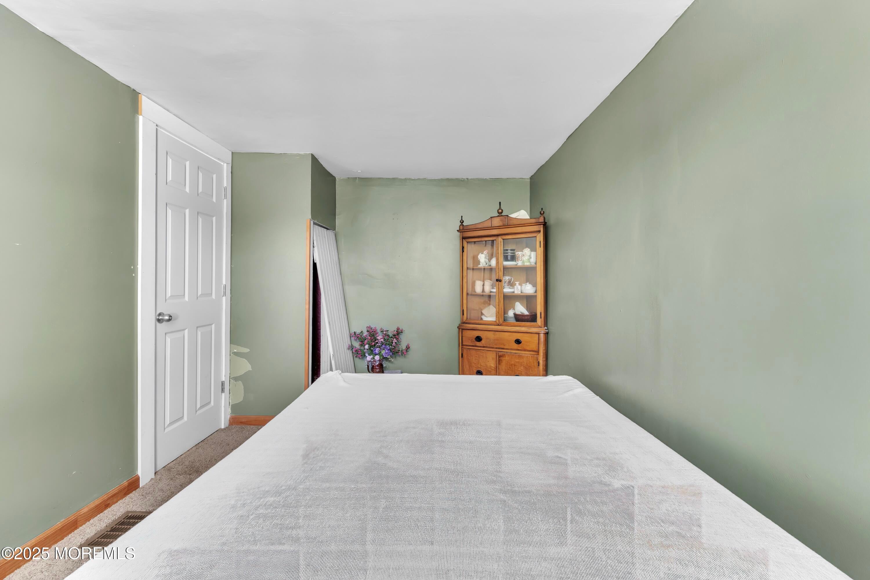 Jackson, New Jersey, 08527, United States, 4 Bedrooms Bedrooms, ,3 BathroomsBathrooms,Residential,For Sale,1973724