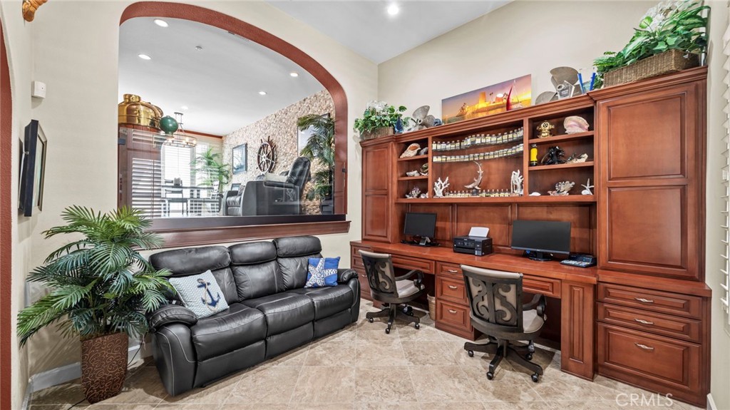 Corona, California, 92883, United States, 2 Bedrooms Bedrooms, ,3 BathroomsBathrooms,Residential,For Sale,1921821