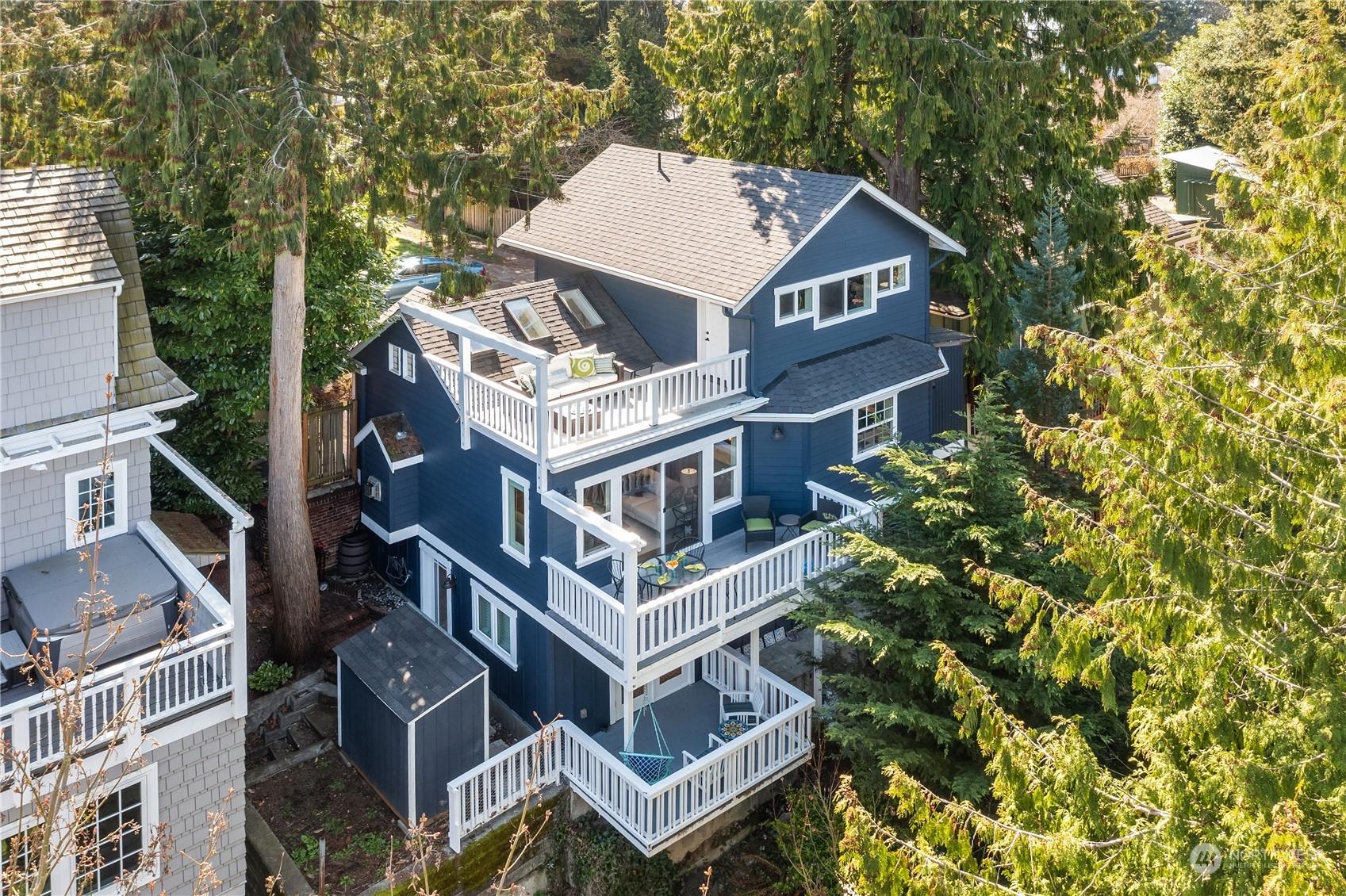 4606 MAPLE WAY, SEATTLE, Washington, 98136, United States, 3 Bedrooms Bedrooms, ,3 BathroomsBathrooms,Residential,For Sale,4606 MAPLE WAY,1629314