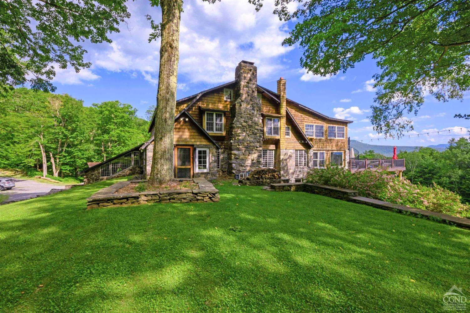 Tannersville, New York, 12485, United States, 6 Bedrooms Bedrooms, ,5 BathroomsBathrooms,Residential,For Sale,1947119