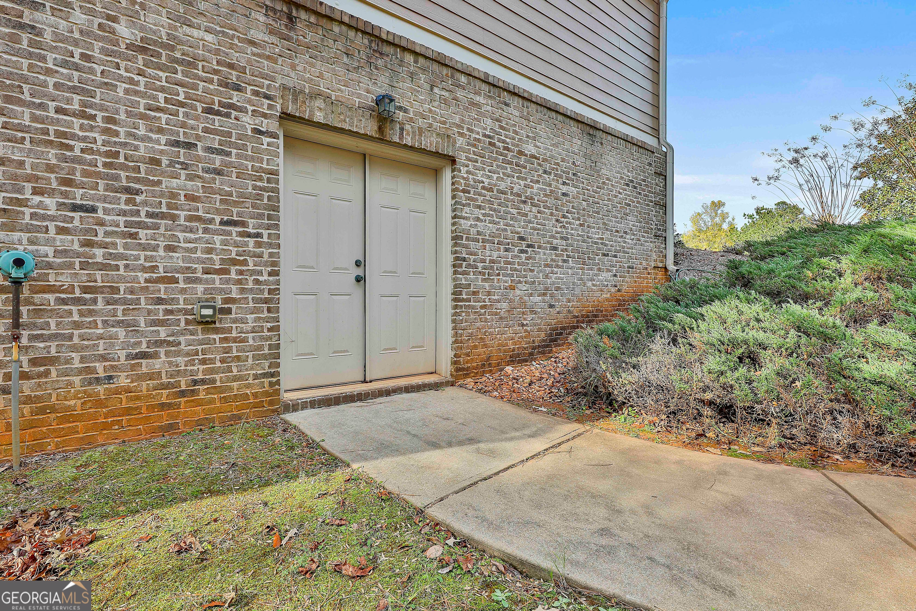 Douglasville, Georgia, 30135, United States, 5 Bedrooms Bedrooms, ,4 BathroomsBathrooms,Residential,For Sale,1999896