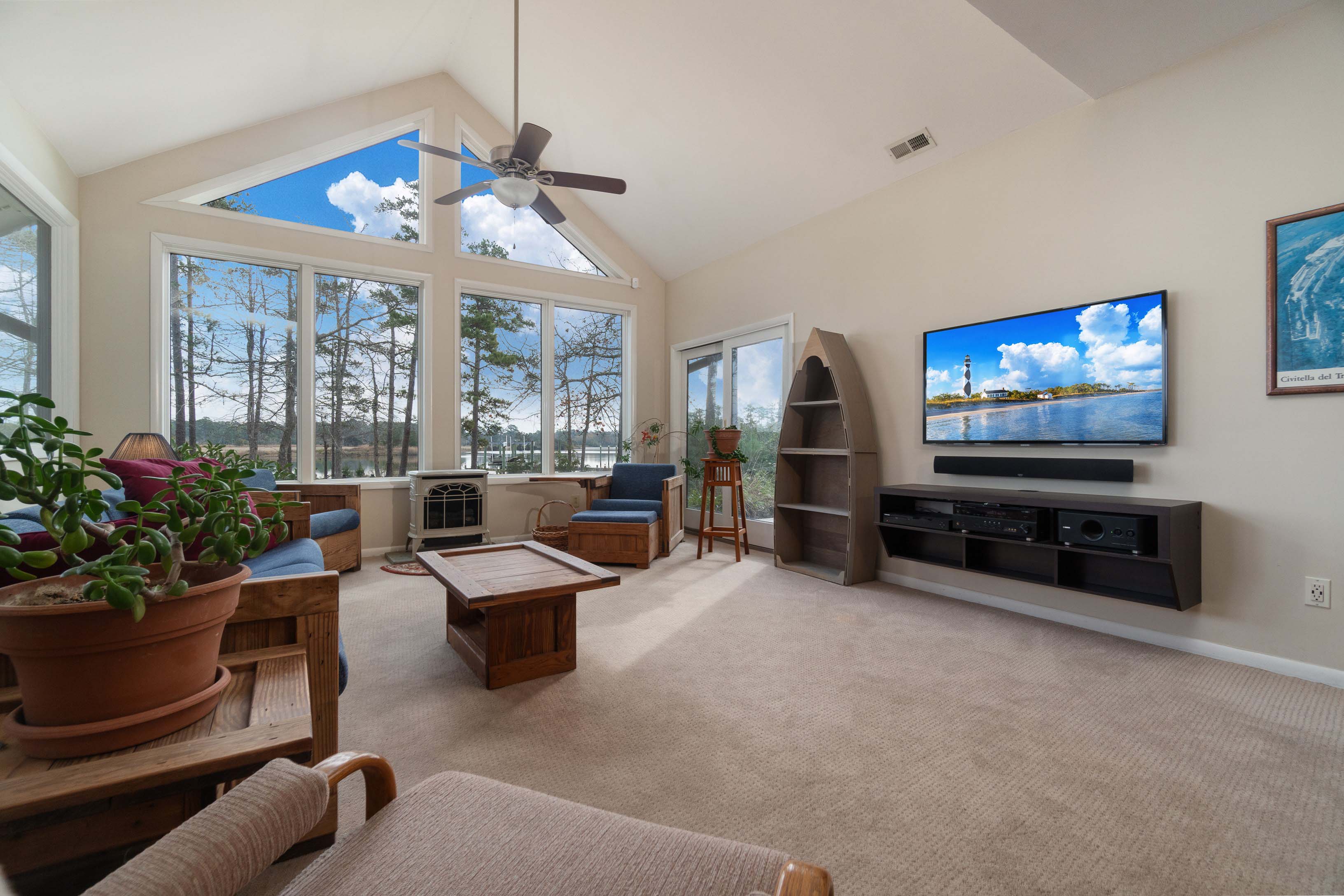 Oriental, North Carolina, 28571, United States, 3 Bedrooms Bedrooms, ,3 BathroomsBathrooms,Residential,For Sale,2005198