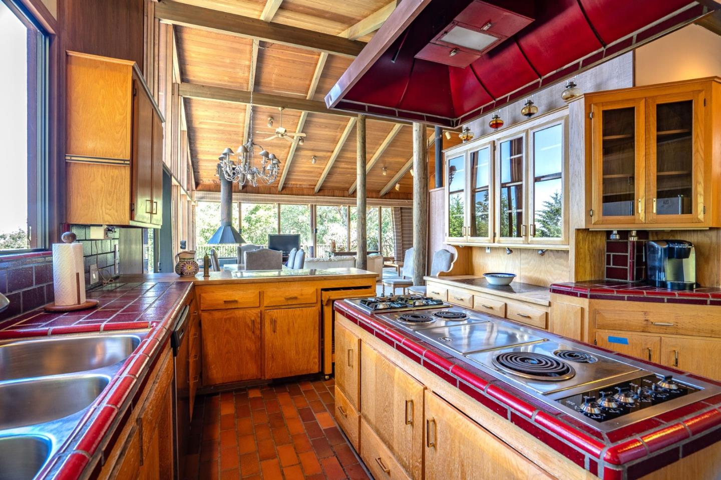 Woodside, California, 94062, United States, 3 Bedrooms Bedrooms, ,4 BathroomsBathrooms,Residential,For Sale,1848969