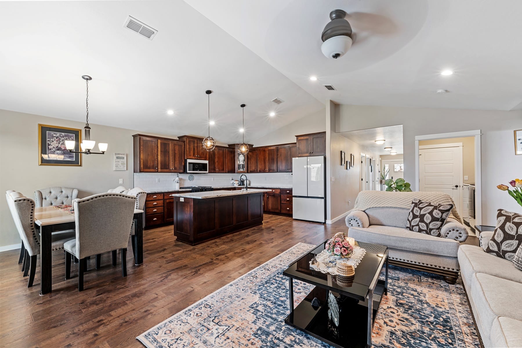  285 Reanna Way Medford, OR 97501 - 物件實景